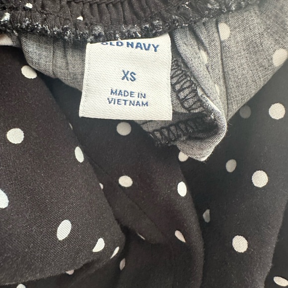 old navy cropped romper/jumpsuit - Picture 3 of 3